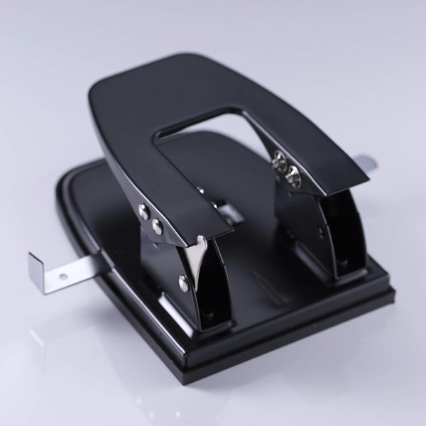 Standard 2 Hole Paper Punch, 30 Sheets Capacity, Black (90079) - Image 2